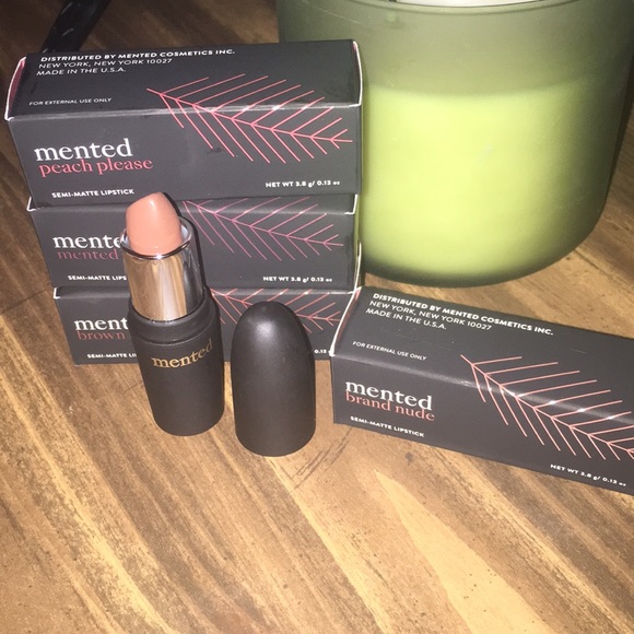 Mented Brown Color Lipsticks - Picture 2 of 4